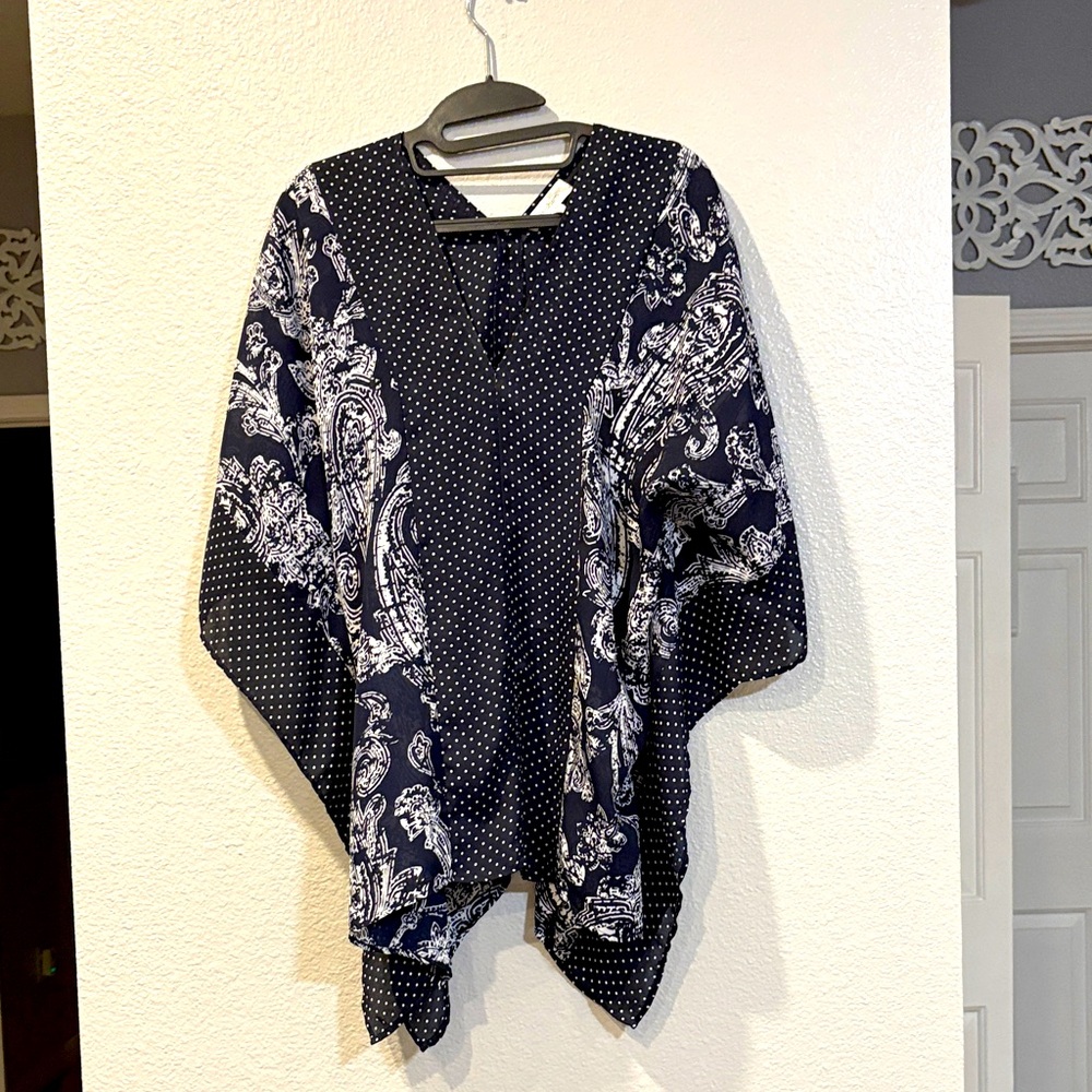 Dressbarn Navy and White Patterned Tunic